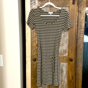 CALVIN KLEIN tee shirt dress